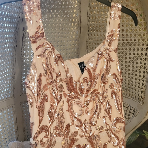 Rose Gold Sequin Gown - Picture 2 of 7